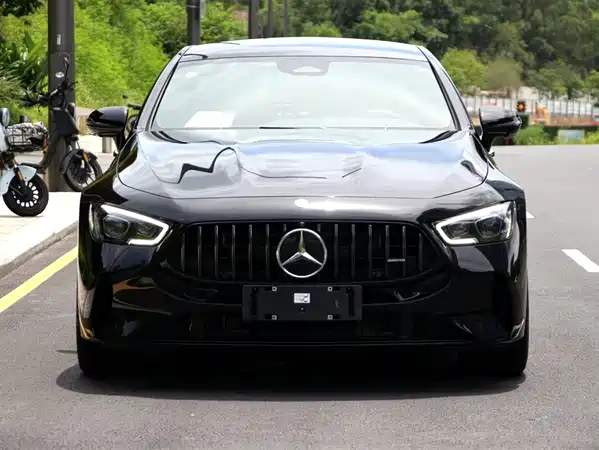 Mercedes-Benz AMG GT 2025