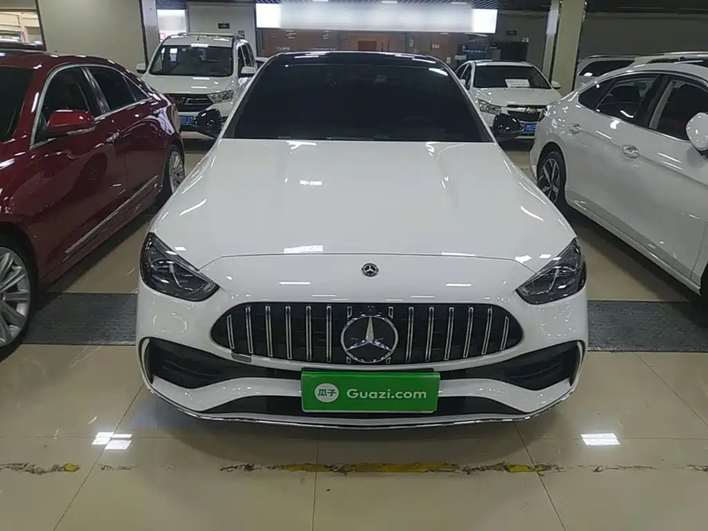 Mercedes-Benz C-Class 2025