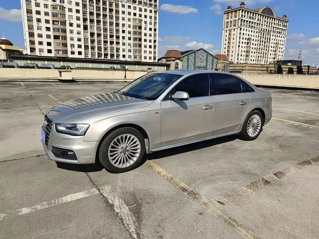 Audi A4L 2016