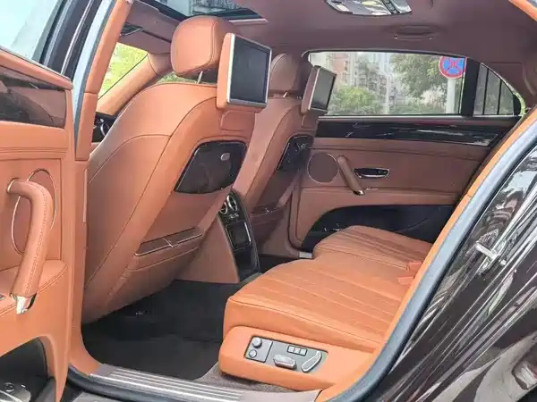 Bentley Flying Spur 2014