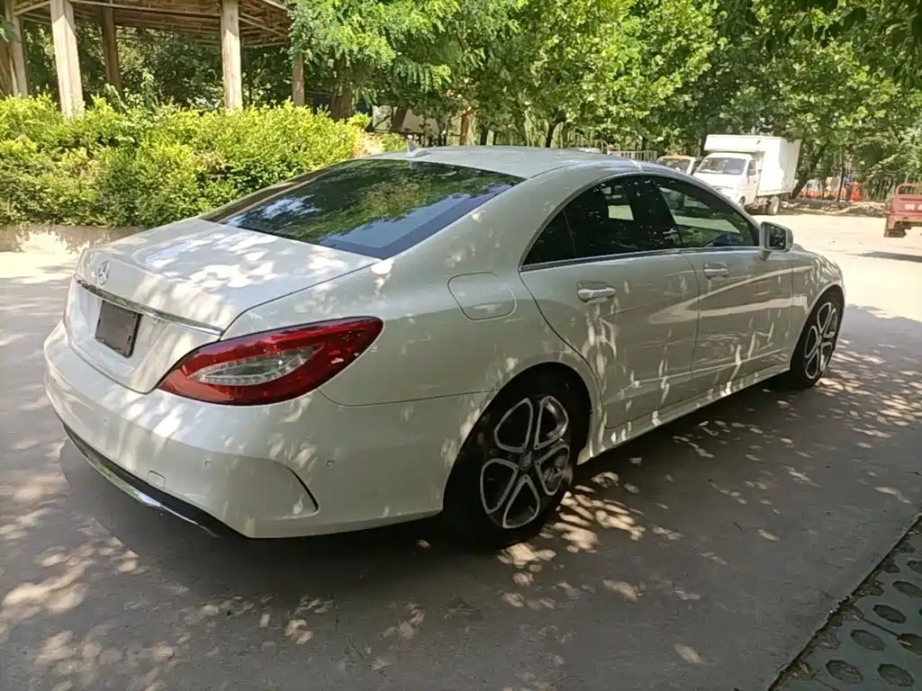 Mercedes-Benz CLS 2015
