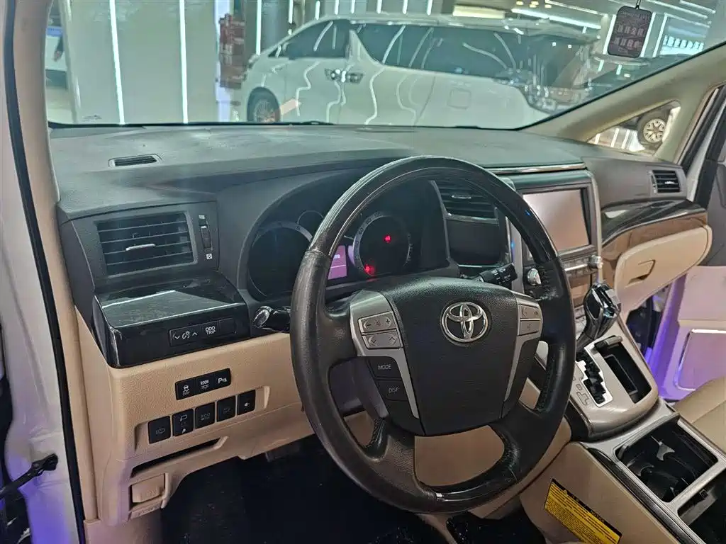 Toyota Alphard 2014 — фото 5