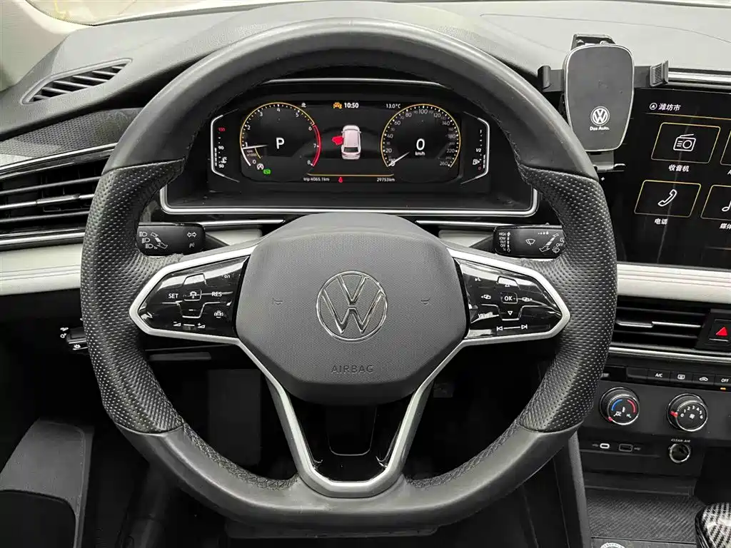 Volkswagen Tiguan L 2022 — фото 6