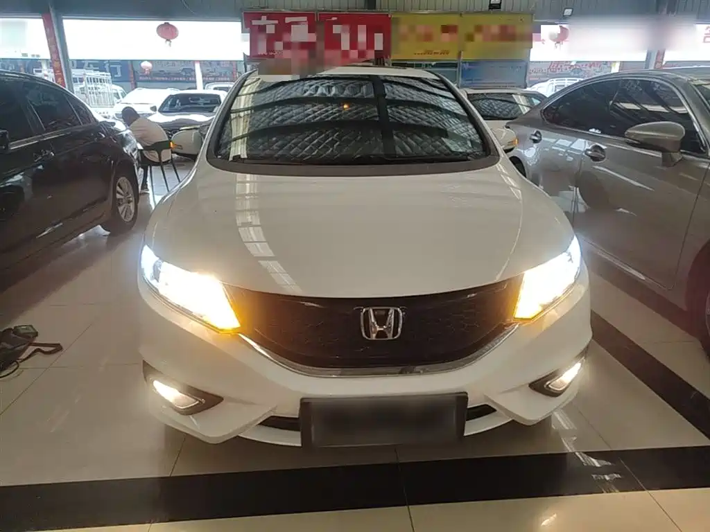 Honda Jade 2015 — фото 3