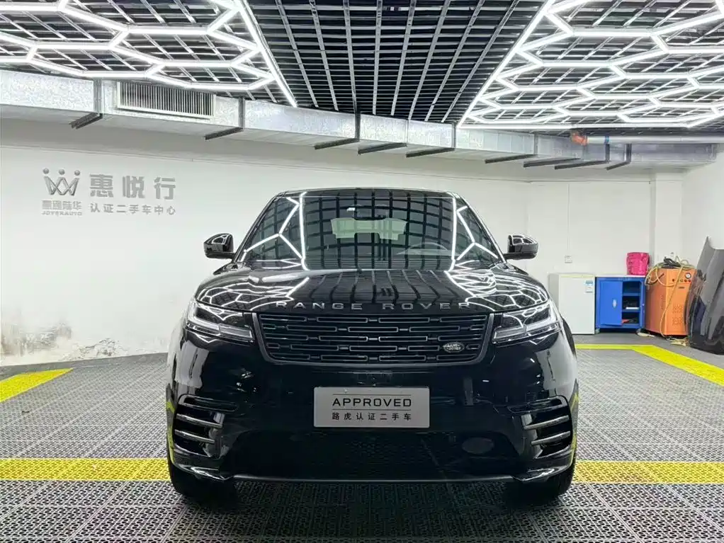Land Rover Velar 2025 — фото 2