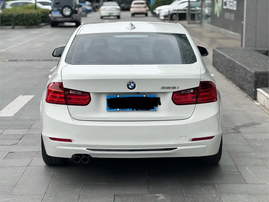 BMW 3 Series 2015 — фото 4