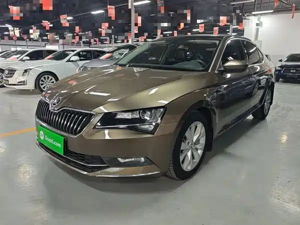 Skoda Superb 2016