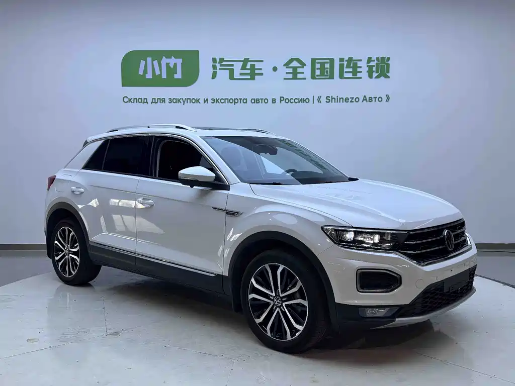 Volkswagen T-Roc 2023 — фото 2