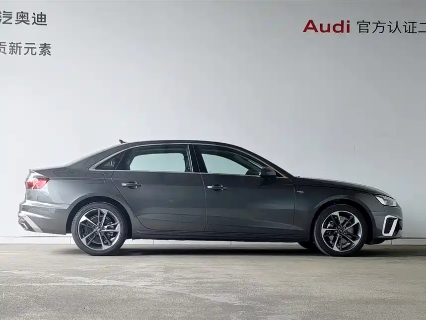 Audi A4L 2025 — фото 2