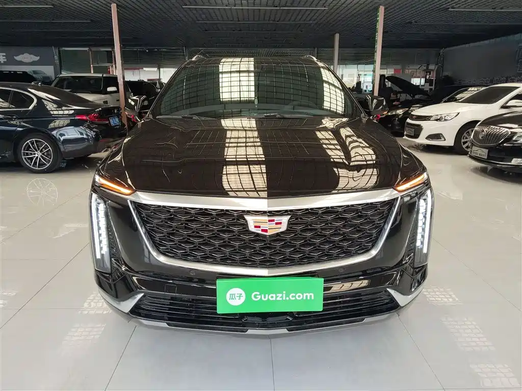 Cadillac XT5 2025 — фото 3