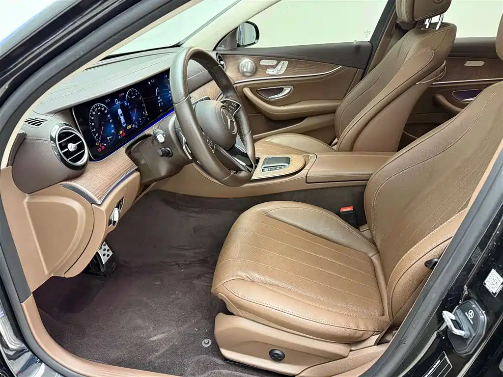 Mercedes-Benz E-Class 2021 — фото 10