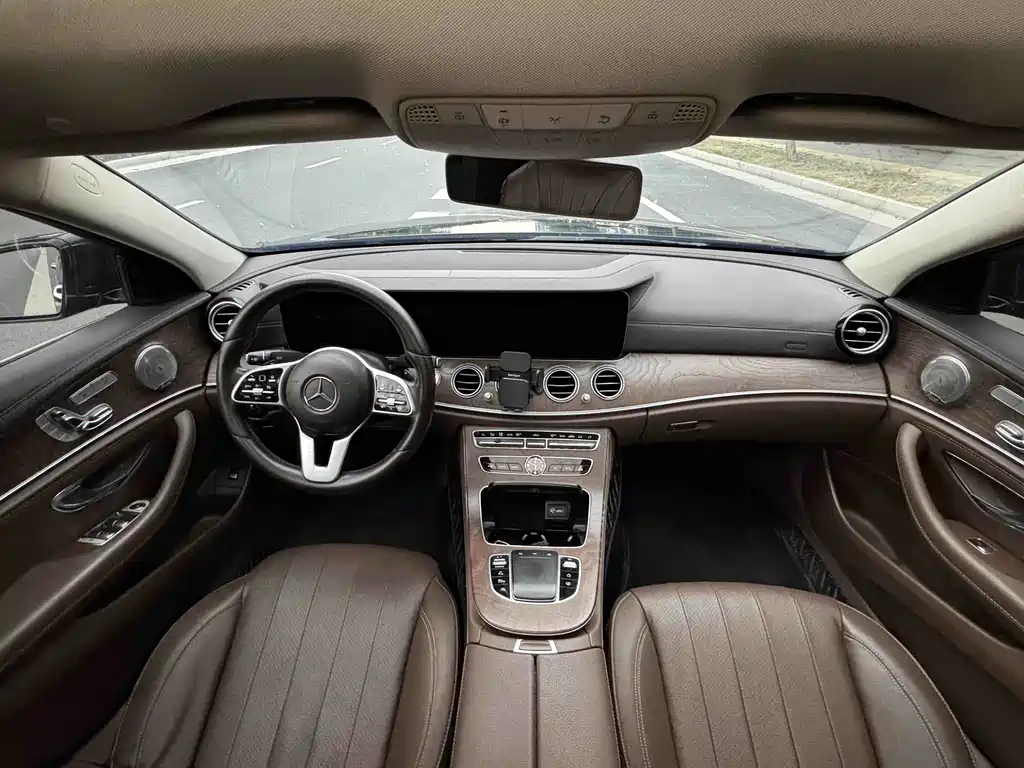 Mercedes-Benz E-Class 2019