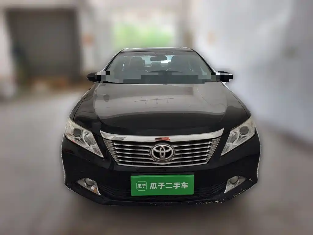 Toyota Camry 2014 — фото 24