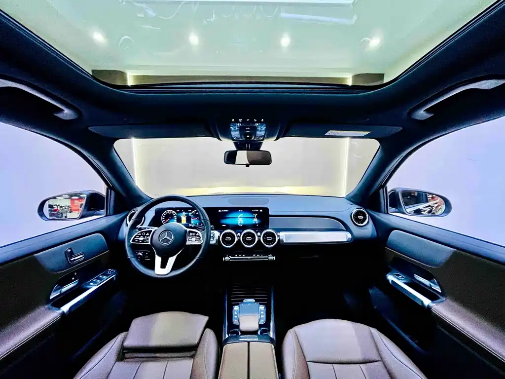 Mercedes-Benz GLB 2023 — фото 8