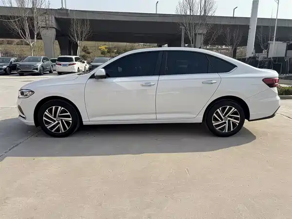 Volkswagen Lavida 2024