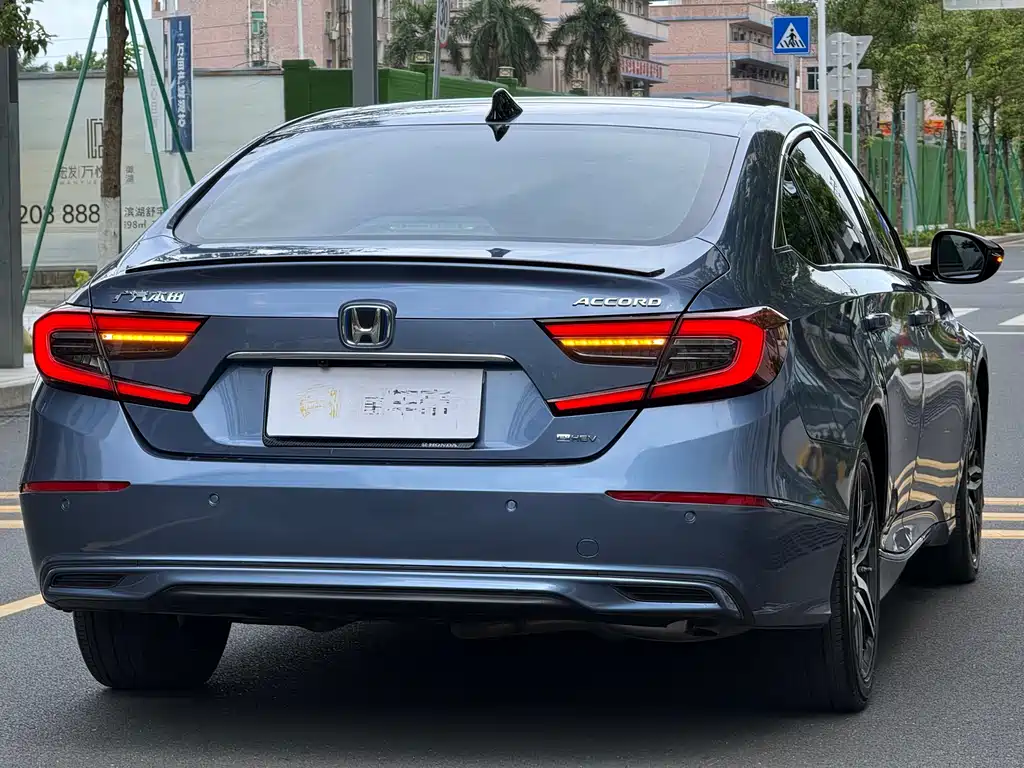 Honda Accord 2022 — фото 16