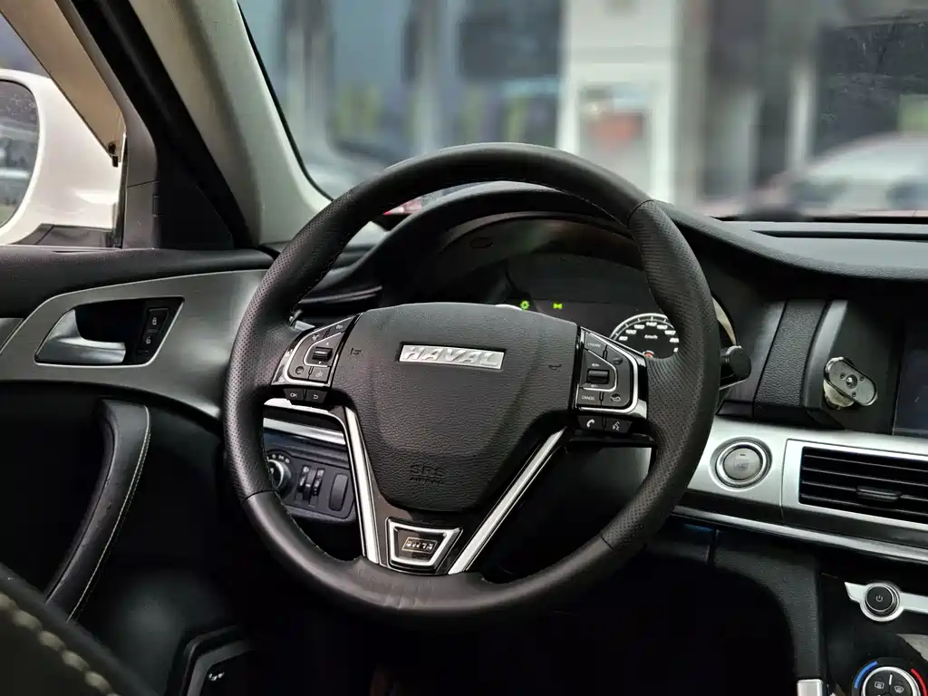 Haval H7 2018 — фото 13