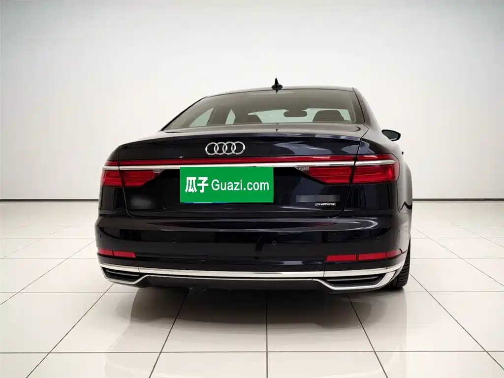 Audi A8 2019 — фото 5