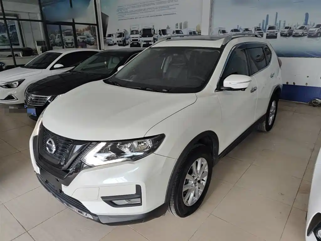 Nissan X-Trail 2021 — фото 1