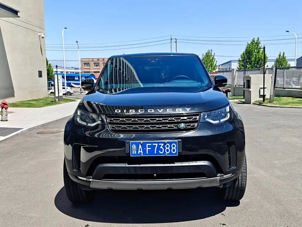 Land Rover Discovery 2019 — фото 2