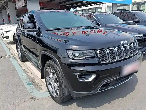 Jeep Grand Cherokee 2020