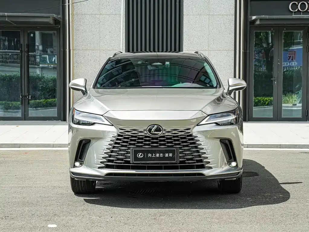 Lexus RX 2023