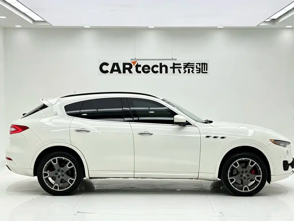 Maserati Levante 2017 — фото 4