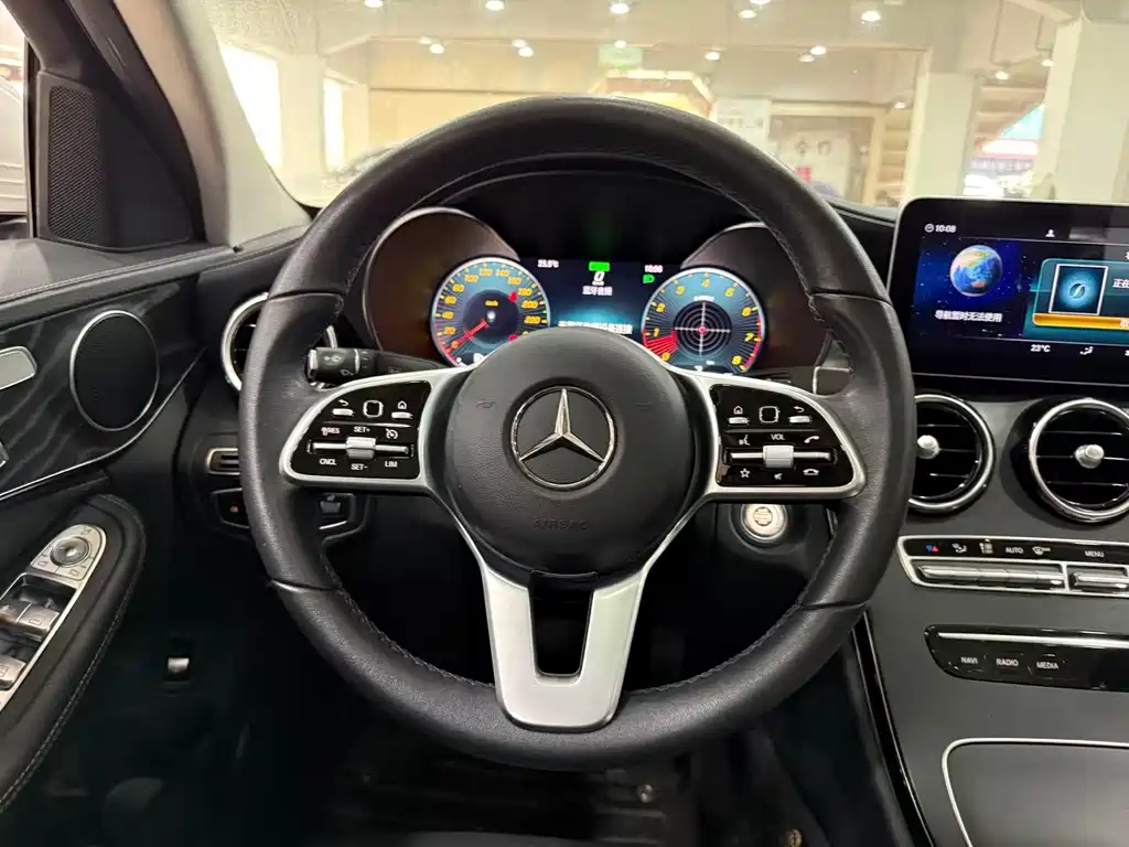 Mercedes-Benz C-Class 2019 — фото 9