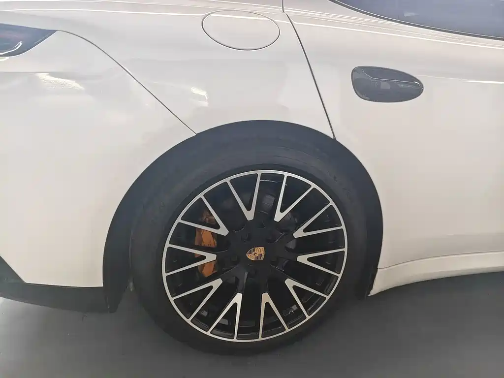 Porsche Panamera 2015 — фото 23