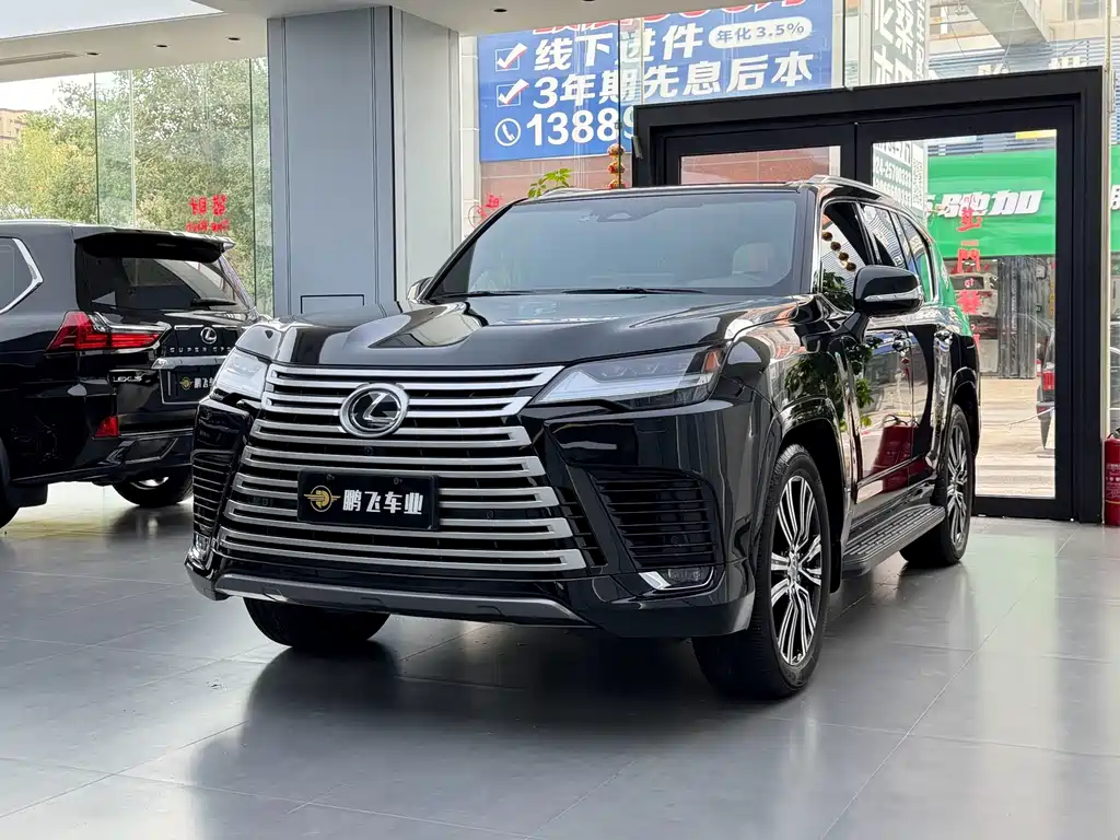 Lexus LX 2025 — фото 1