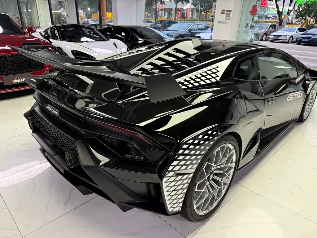 Lamborghini Huracán 2022