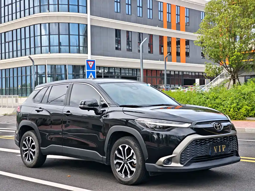 Toyota Frontlander 2024