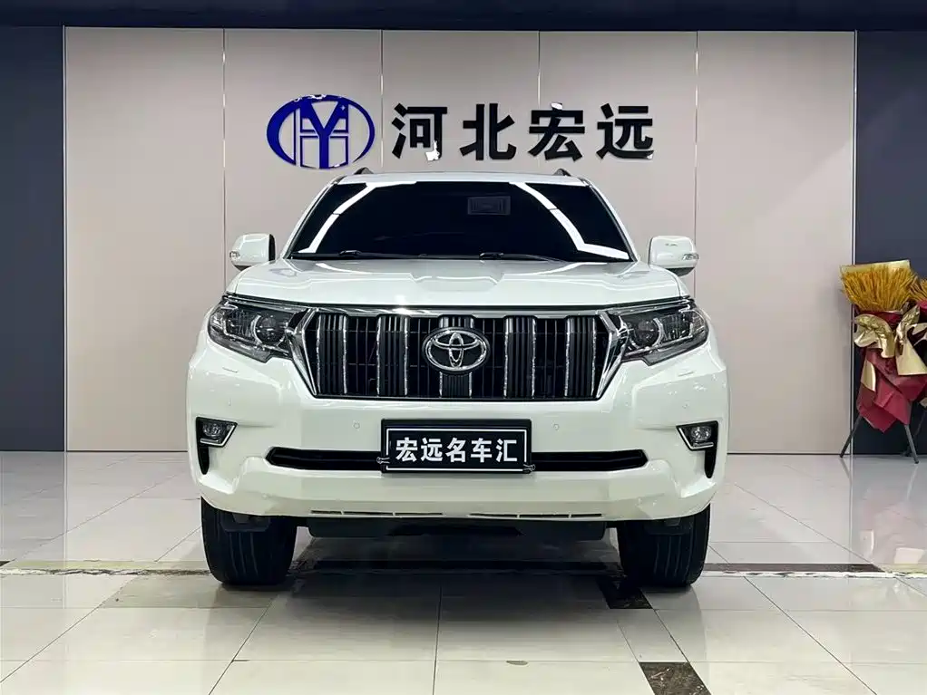 Toyota Prado 2018 — фото 2