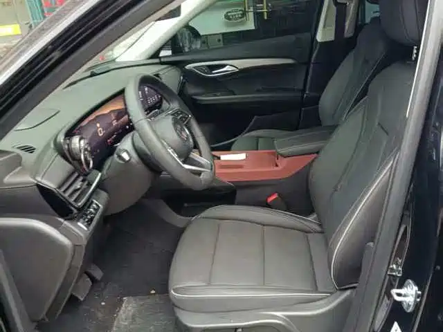 Buick Envision Plus 2025