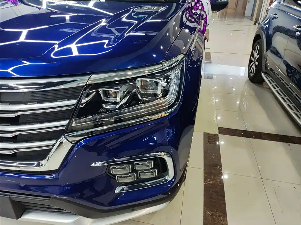 Roewe RX8 2019 — фото 23