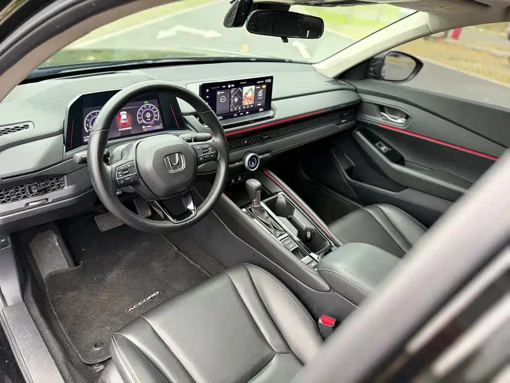 Honda Accord 2024 — фото 13