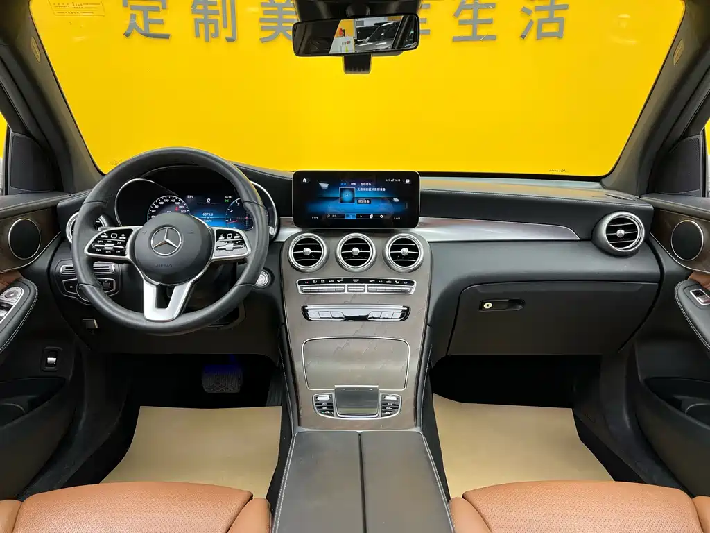 Mercedes-Benz GLC 2020 — фото 10