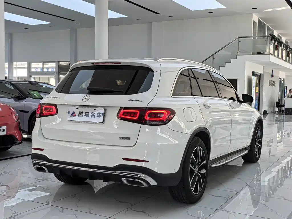 Mercedes-Benz GLC 2019 — фото 15