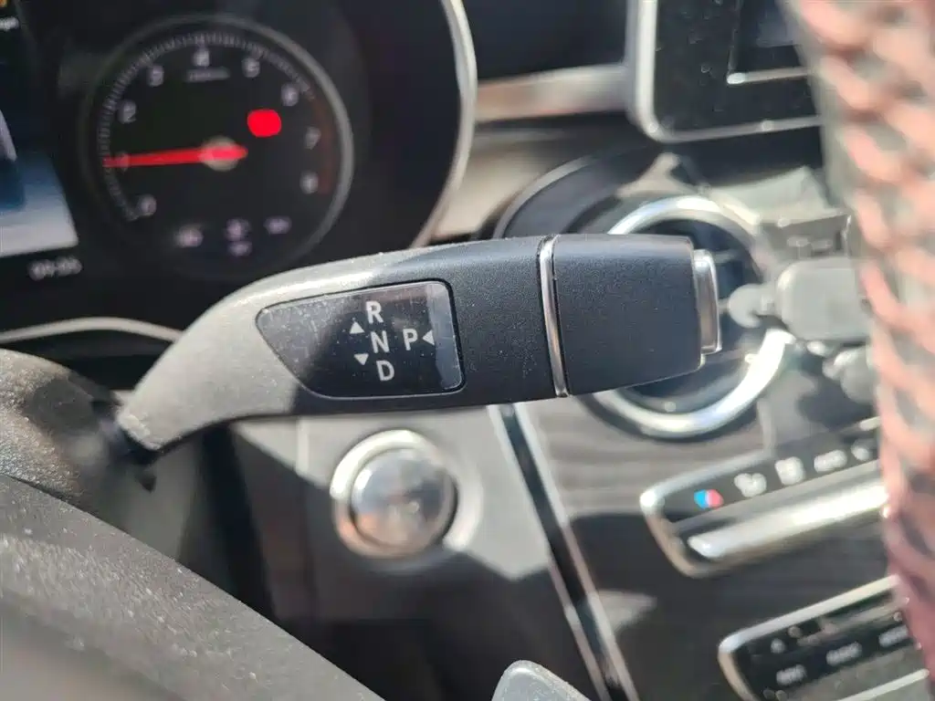 Mercedes-Benz C-Class 2017 — фото 10