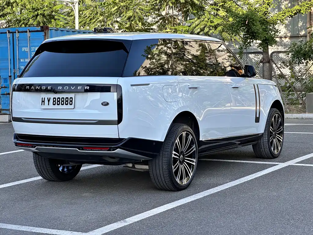 Land Rover Range Rover 2023 — фото 6