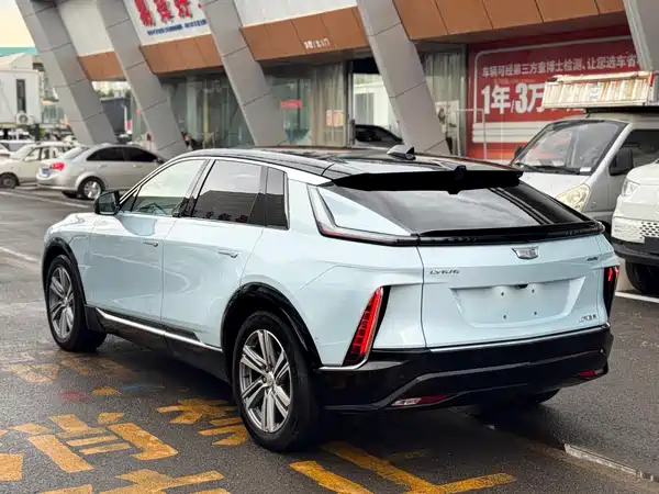 Cadillac Lyriq 2023
