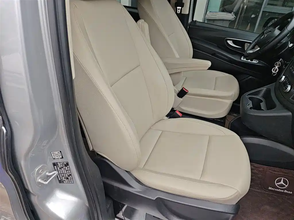 Mercedes-Benz Vito 2022 — фото 25