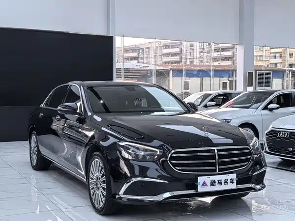 Mercedes-Benz E-Class 2022