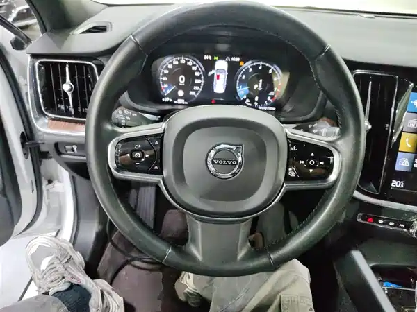 Volvo S60 2022