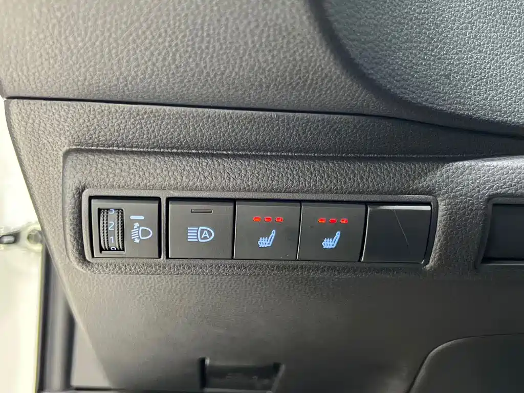 Toyota Corolla 2021 — фото 12