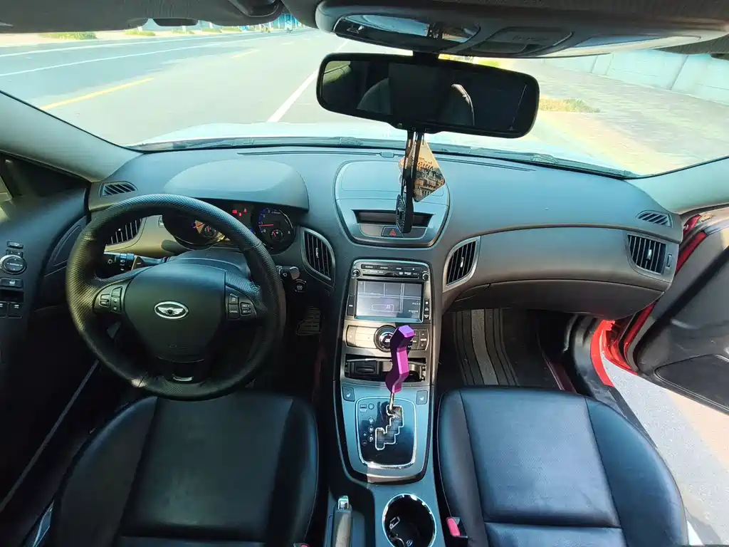 Hyundai Genesis Coupe 2012 — фото 13