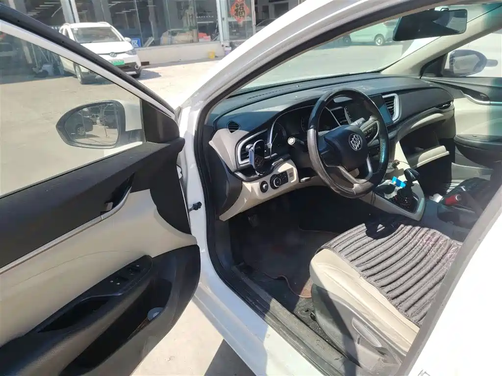 Buick Excelle 2019 — фото 16