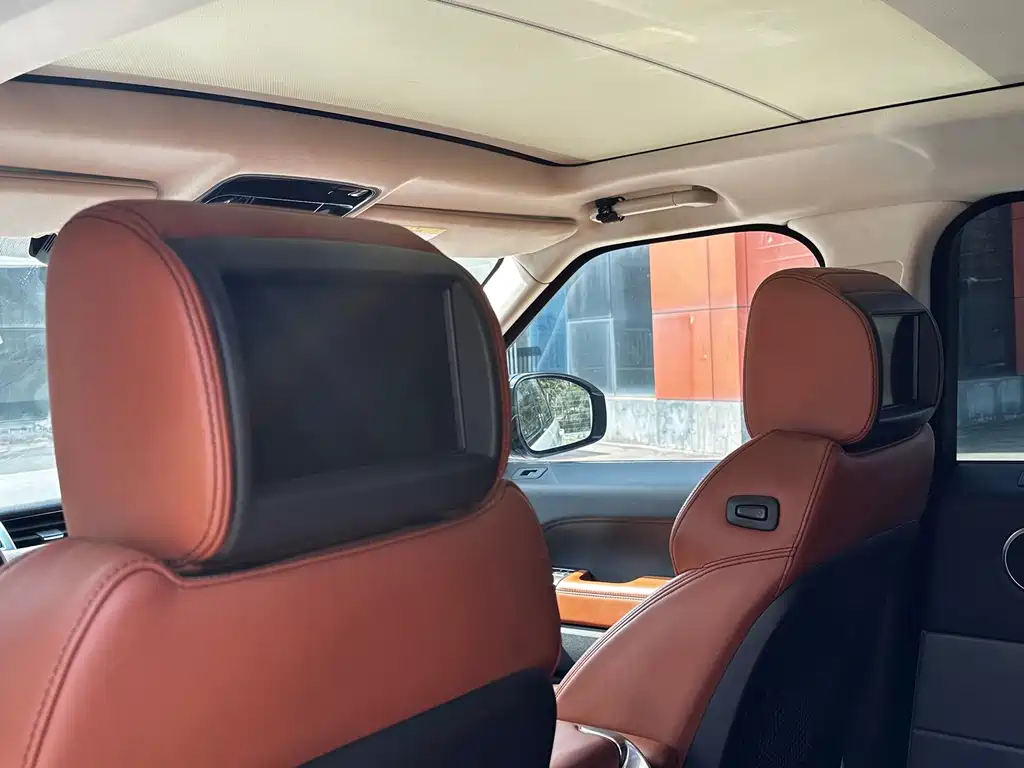 Land Rover Range Rover Sport 2018 — фото 10