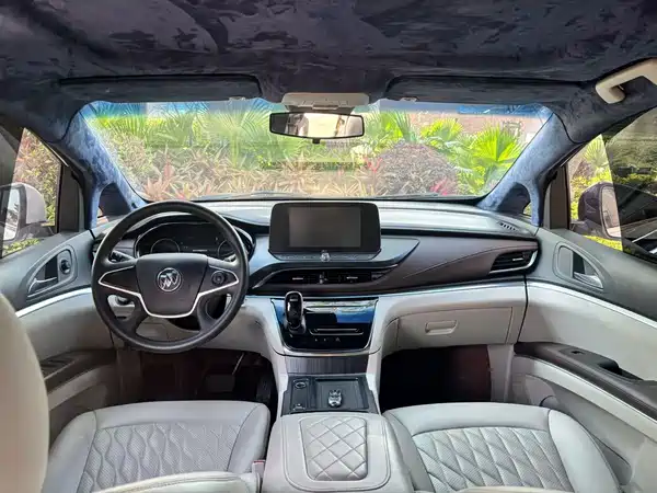 Buick GL8 2021