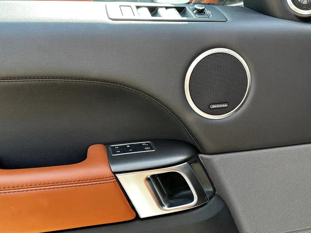 Land Rover Range Rover Sport 2018 — фото 11